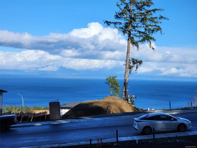 5 of 8 - 4655 Ambience Dr, Nanaimo, BC