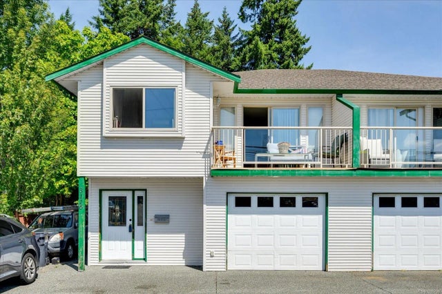 1 of 32 - 3116 Barons Rd, Nanaimo, BC