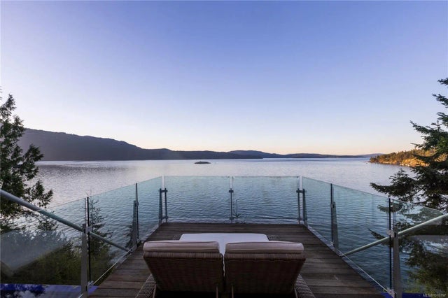 4 of 53 - 1580 Lands End Rd, North Saanich, BC