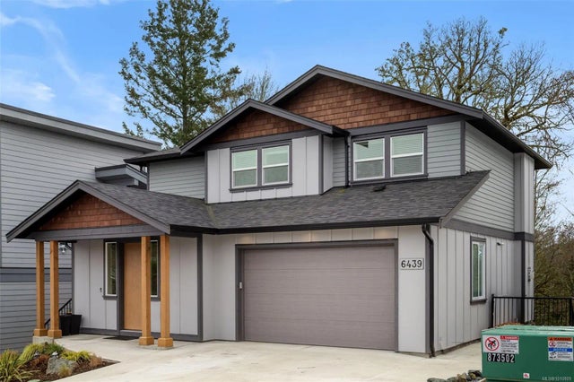 1 of 32 - 6439 Hopkins Crt, Sooke, BC