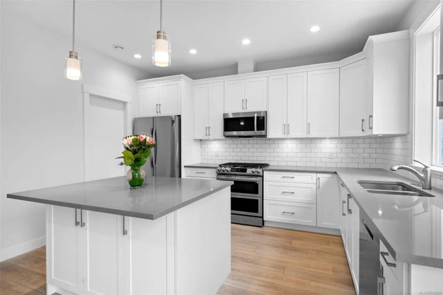 4 of 32 - 6439 Hopkins Crt, Sooke, BC