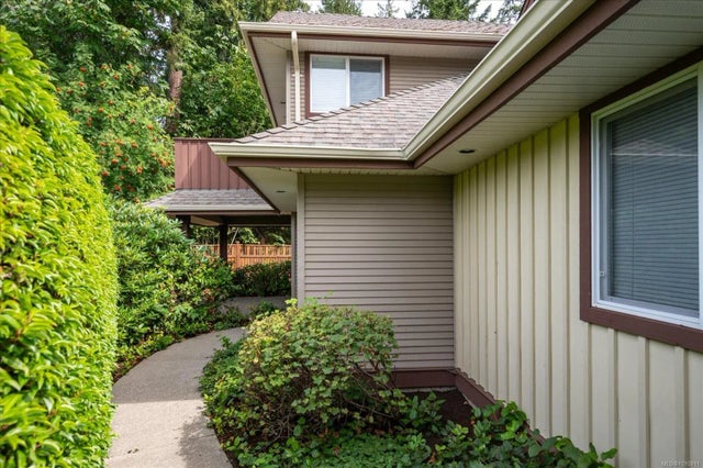 1 of 29 - 340 Young St 12, Parksville, BC