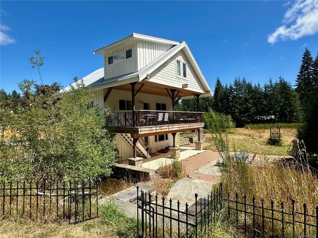 1 of 30 - 1502 Fulford-ganges Rd, Salt Spring, BC