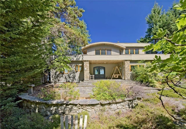 5 of 50 - 2 37 Salamanca Rd, Galiano Island, BC