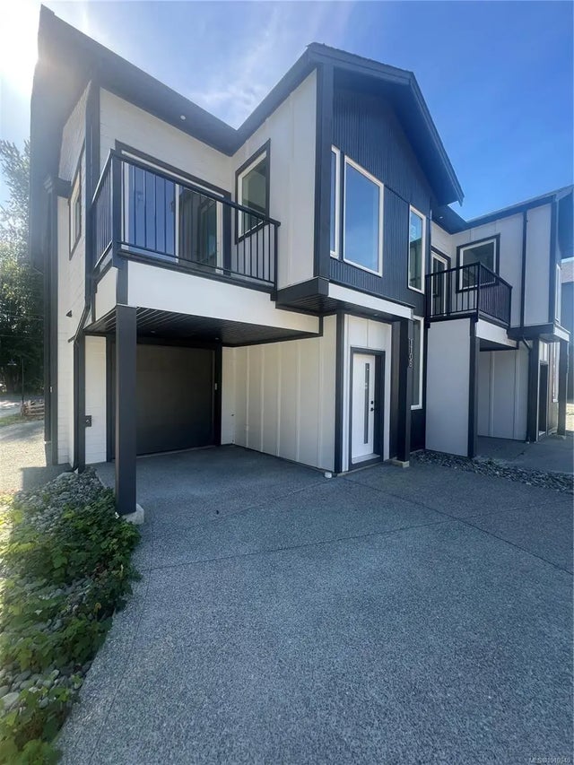 3 of 31 - 108 Plante Cres, Lake Cowichan, BC