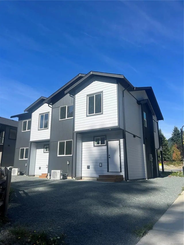 4 of 31 - 108 Plante Cres, Lake Cowichan, BC