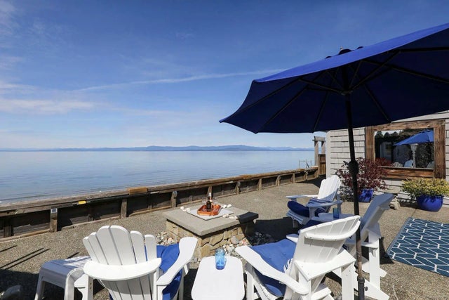 1 of 39 - 2935 Island Hwy W, Qualicum Beach, BC
