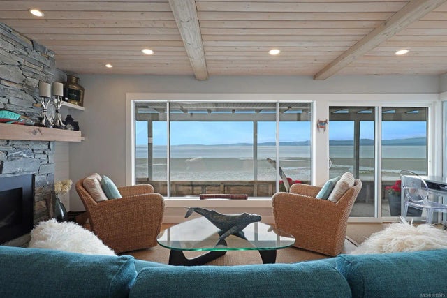 3 of 39 - 2935 Island Hwy W, Qualicum Beach, BC