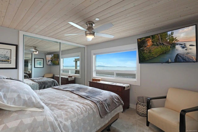 5 of 39 - 2935 Island Hwy W, Qualicum Beach, BC