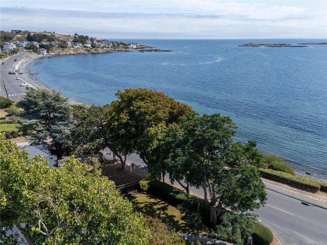 5 of 44 - 320 Beach Dr, Oak Bay, BC