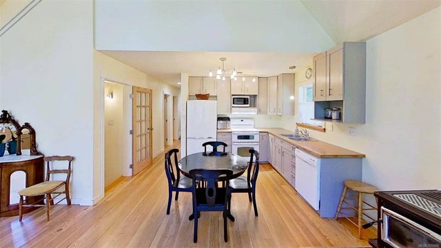 5 of 24 - 1020 Horseshoe Rd, Gabriola Island, BC
