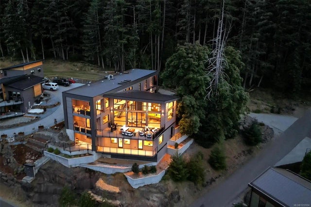 1 of 49 - 1060 Shore Pine Close 22, Duncan, BC