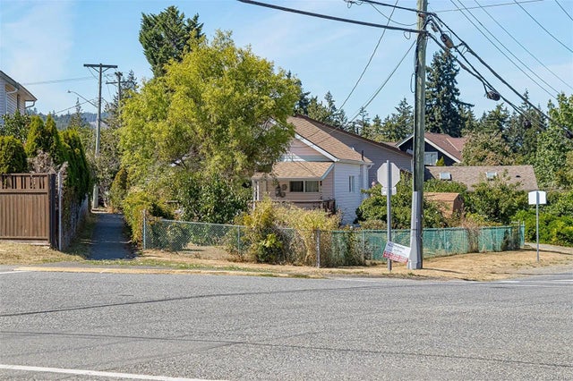 2 of 56 - 402 Symonds St, Ladysmith, BC