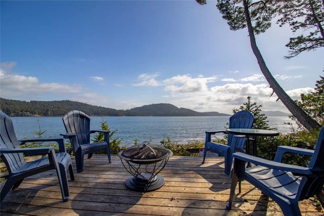 4 of 79 - 3210 Armadale Rd, Pender Island, BC