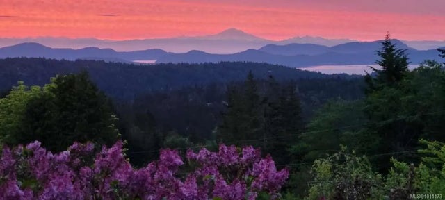 2 of 52 - 467 Dukes Rd, Salt Spring, BC