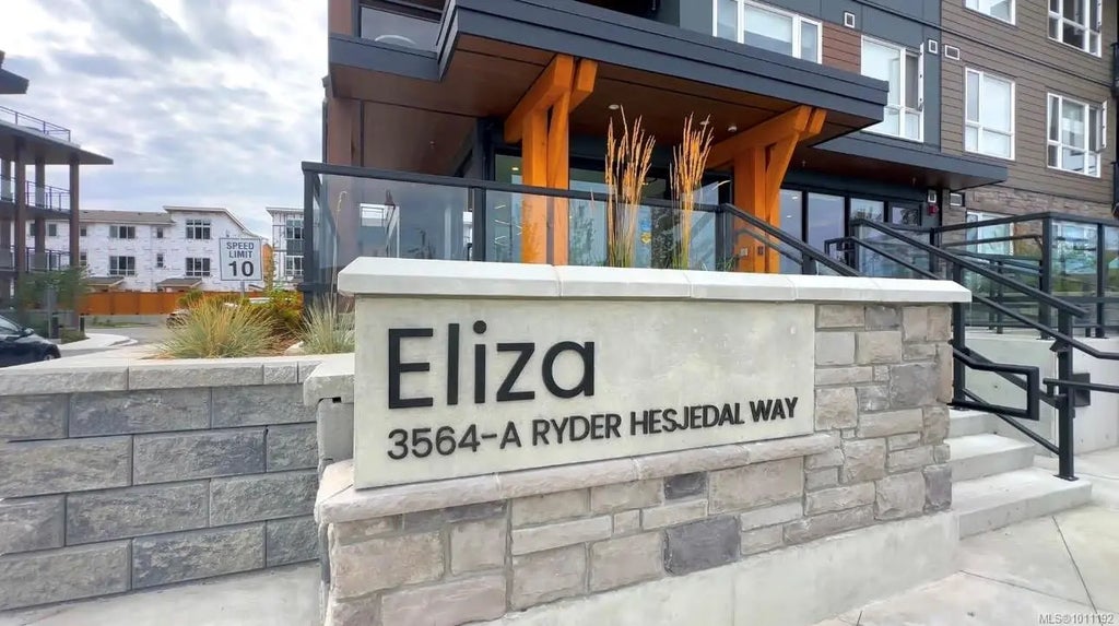 3564 A Ryder Hesjedal Way 304, Colwood