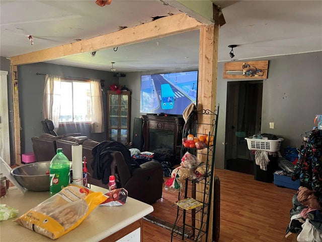 2 of 13 - 619 Keno Cres, Zeballos, BC