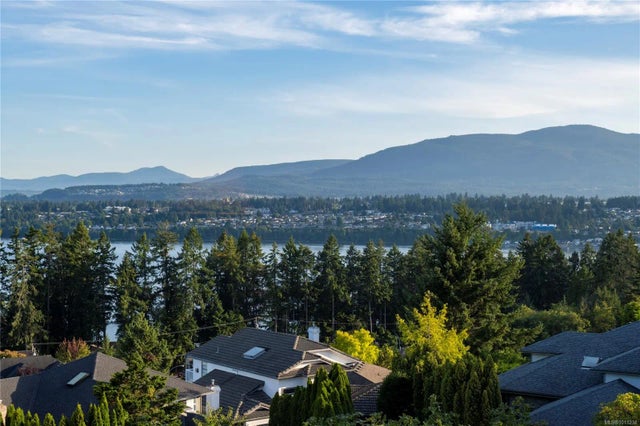 5 of 93 - 3303 Wavecrest Dr, Nanaimo, BC