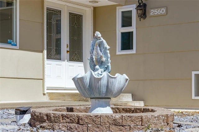 3 of 71 - 2560 Dorset Rd, Oak Bay, BC