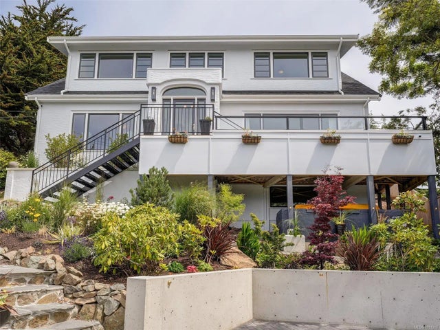 2 of 46 - 100 King George Terr, Oak Bay, BC