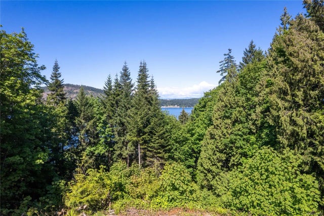 4 of 20 - Lt 2 Hillview Rd, Lantzville, BC