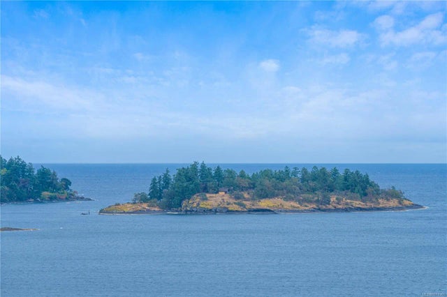 4 of 57 - 2562 Departure Bay Rd 606, Nanaimo, BC