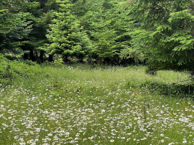 1 of 9 - 1830 Seymour Rd, Gabriola Island, BC