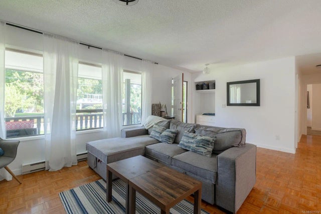 2 of 91 - 1025 Maple Lane Dr, Parksville, BC