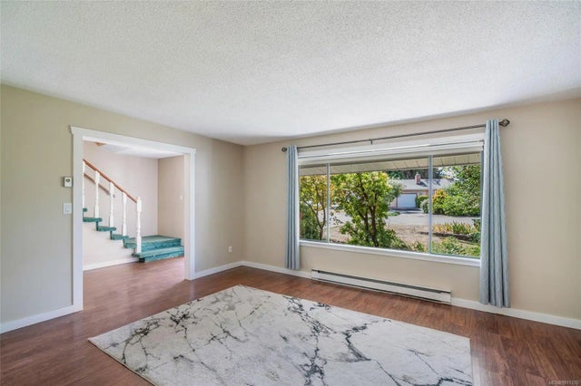 3 of 35 - 338 Mckinnon St, Parksville, BC