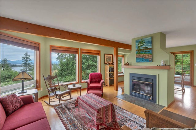 2 of 89 - 1418 Schooner Rd, Quadra Island, BC