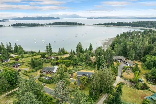 4 of 89 - 1418 Schooner Rd, Quadra Island, BC