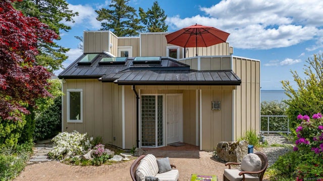 2 of 87 - 5267 Parker Ave, Saanich, BC