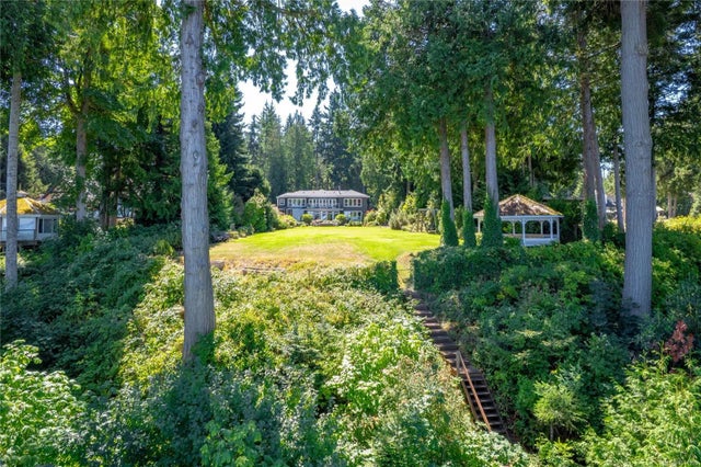 2 of 76 - 1895 Widgeon Rd, Qualicum Beach, BC