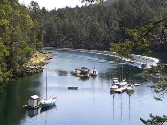 3 of 39 - 61 Spring Bay Rd, Lasqueti Island, BC