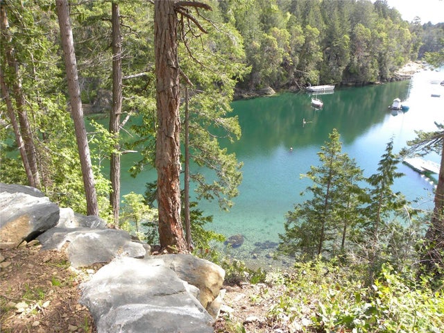 4 of 39 - 61 Spring Bay Rd, Lasqueti Island, BC