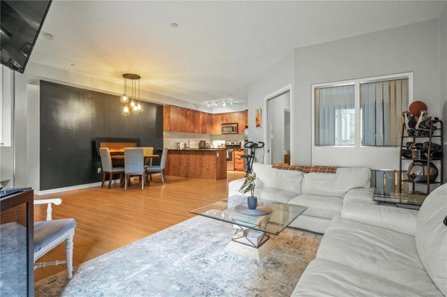 4 of 30 - 99 Chapel St 215, Nanaimo, BC