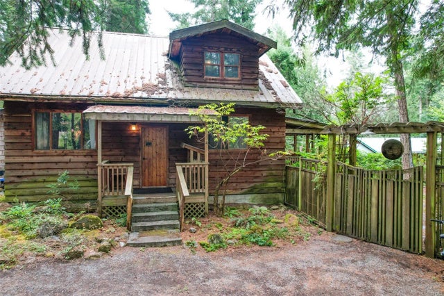 3 of 51 - 620 Gallagher Way, Gabriola Island, BC
