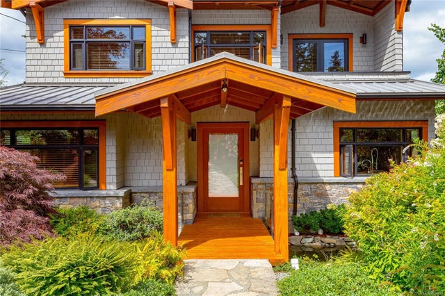 5 of 64 - 580 Meldram Dr, North Saanich, BC