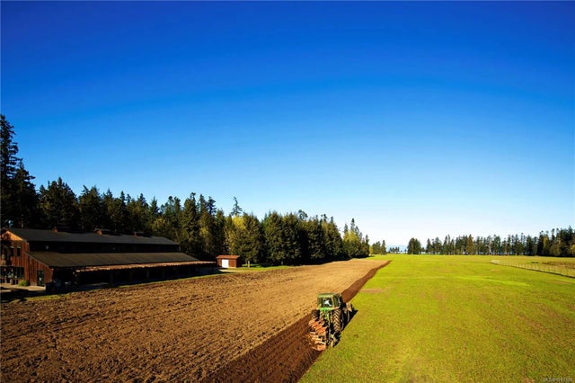 4 of 21 - 4692 Regent Rd, Oyster River, BC