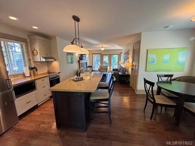 3 of 39 - 315 Robinson Rd 9, Salt Spring, BC