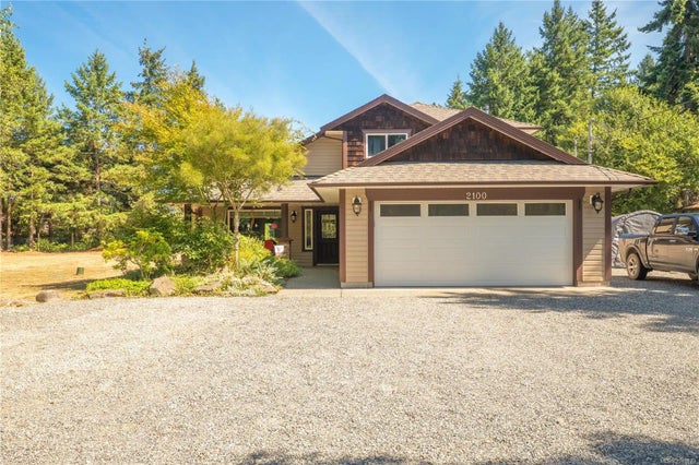 1 of 61 - 2100 Cedar Rd, Nanaimo, BC