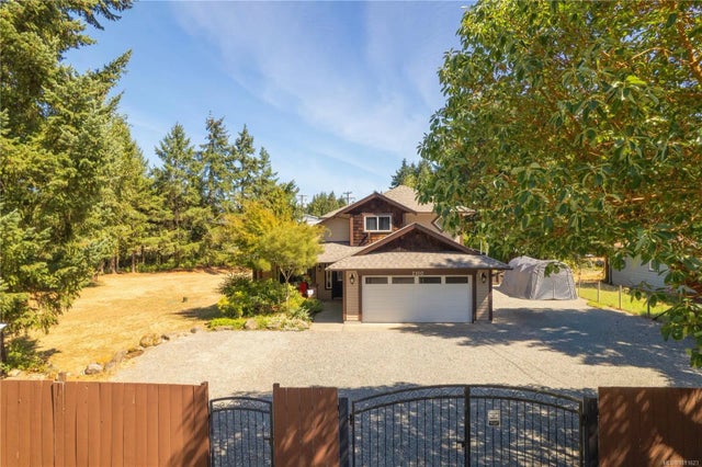 2 of 61 - 2100 Cedar Rd, Nanaimo, BC