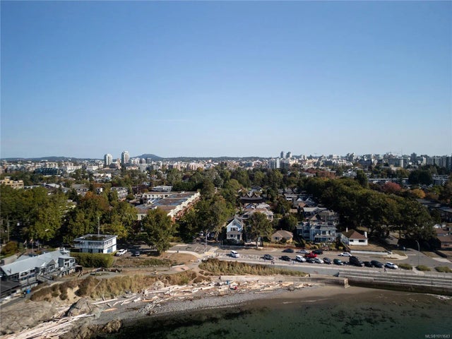 4 of 50 - 222 Dallas Rd, Victoria, BC