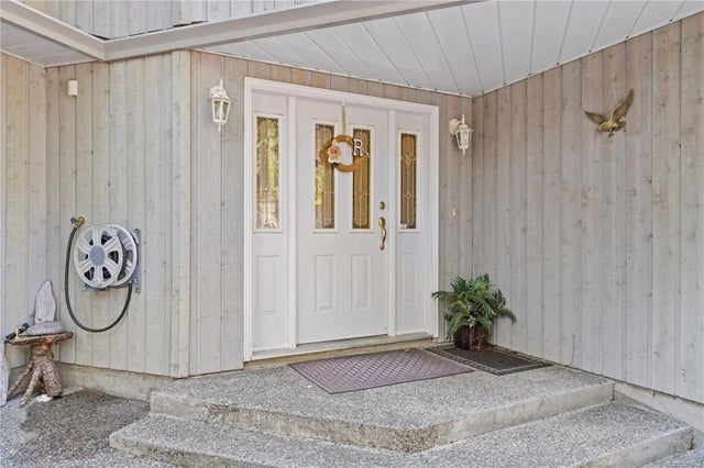 3 of 38 - 661 Millstream Lake Rd, Highlands, BC