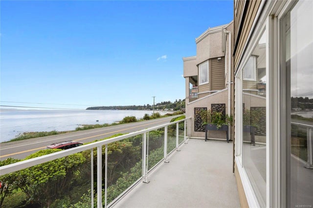 3 of 29 - 3156 Island Hwy W 103, Qualicum Beach, BC