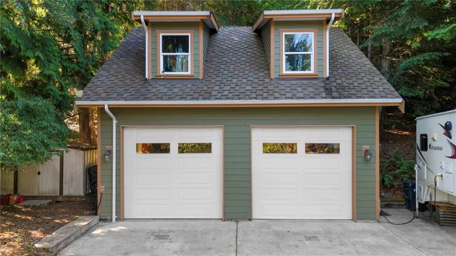 2 of 44 - 3230 Dolphin Dr, Nanoose Bay, BC