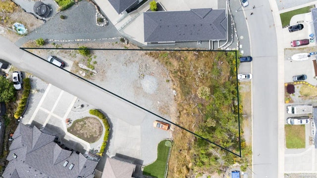 2 of 25 - 104 Bray Rd, Nanaimo, BC