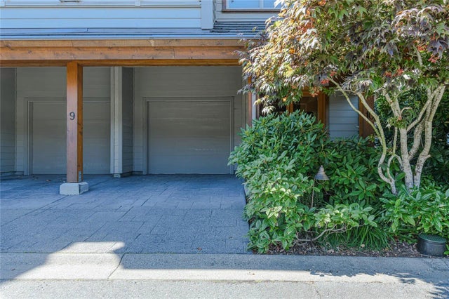 3 of 40 - 115 Upper Ganges Rd 10, Salt Spring, BC