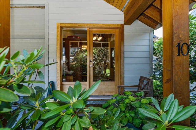 4 of 40 - 115 Upper Ganges Rd 10, Salt Spring, BC