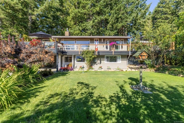 2 of 48 - 7692 Tozer Rd, Fanny Bay, BC